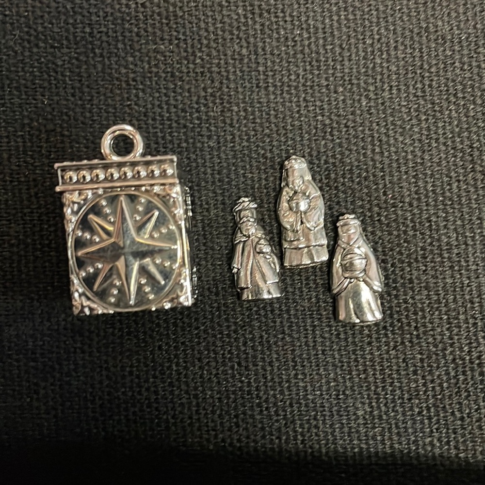 vintage, 3 Wise Men, prayer box, and charms birth of Jesus